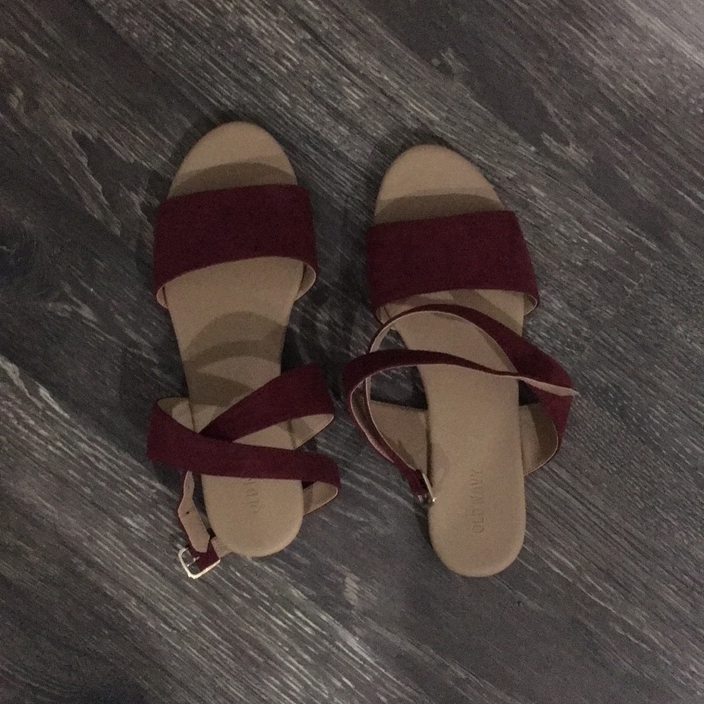 Old Navy sandals